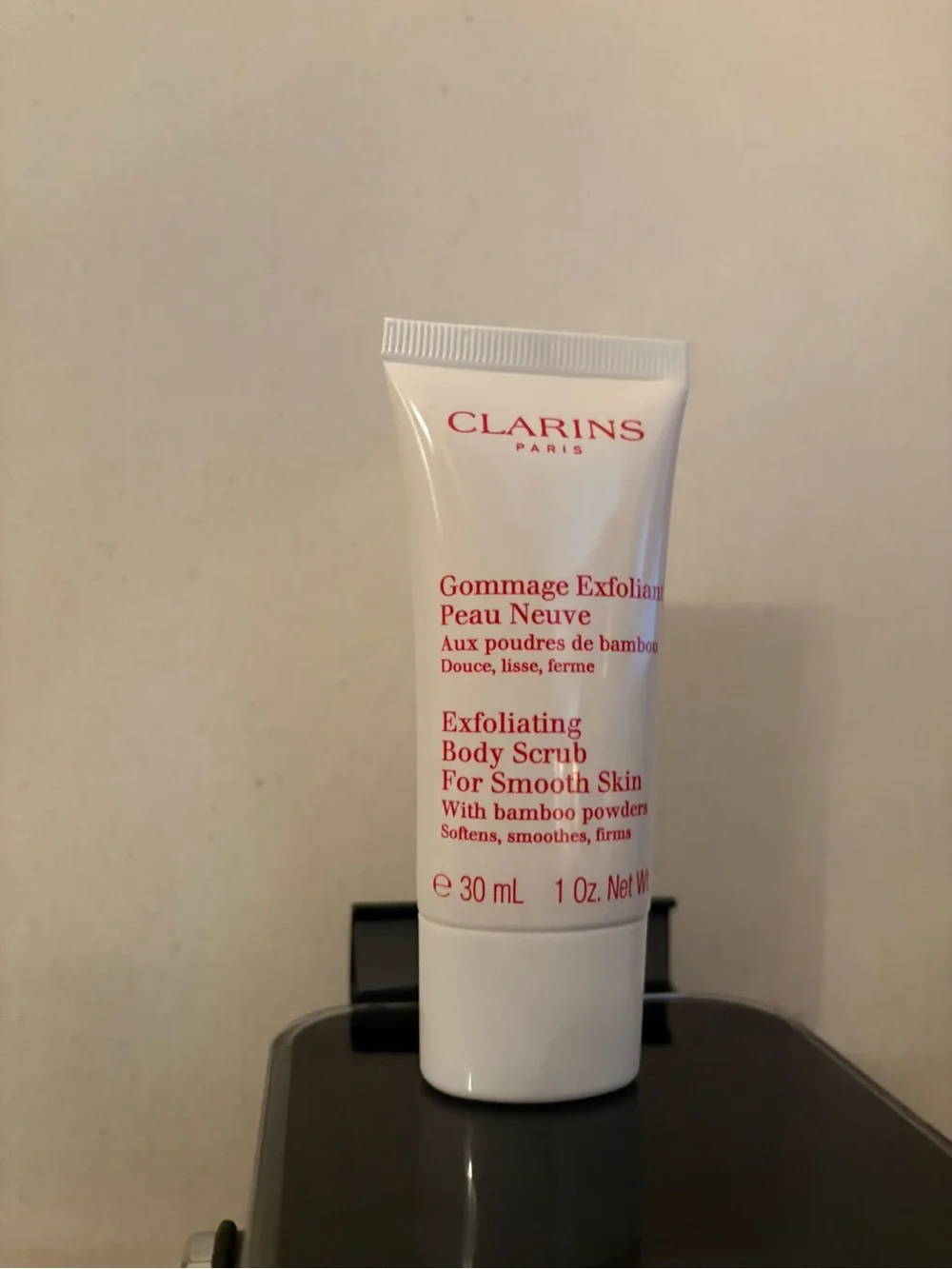 Clarins Exfoliating Body Scrub - White with Red Text